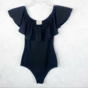[Pen Paper] Black Off-The-Shoulder Body Suit